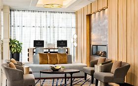 Sheraton Suites Chicago O'hare 4*