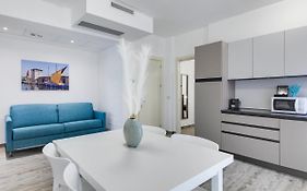 Elegance Suite Apartments Cervia 3*