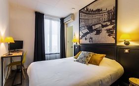 Hotel Hôtel De  3*
