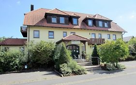 Hotel Am Schwanberg  3*