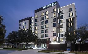 Courtyard By Marriott Houston Heights/I-10
