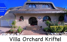 Villa Orchard Frankfurt Schlüsseltresor