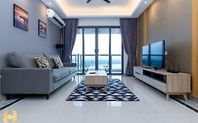 R&F Princess Cove Ciq Premium Sea View Suites By Neo