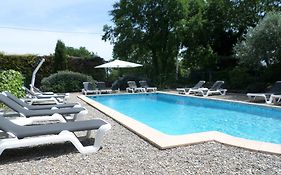 Hotel Les Oliviers  2*