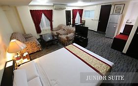 Hotel Asia Cebu 3*