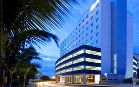 Aloft Hotel Cancun