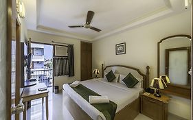 Treebo Woodsvilla Suites Jaipur 3*