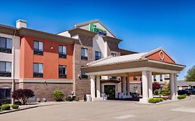 Holiday Inn Express & Suites Shelbyville 2*