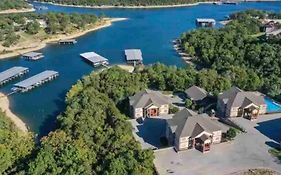 Rockwood Condos On Table Rock Lake With Boat Slips