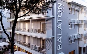 Hotel Balaton  3*