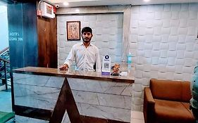 Hotel Sigma Inn Ahmedabad 4*