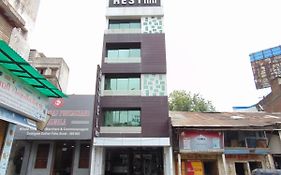 Hotel Rest Inn Surat India