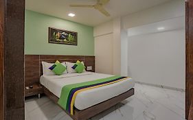 Hotel Atithi Inn Malad