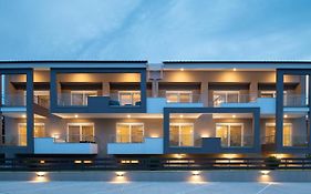 Sithonia Suites Luxury Apartments 3 Beds