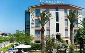 Hotel La Bussola  3*