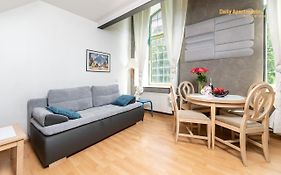 Daily Apartments - Luxury Loft