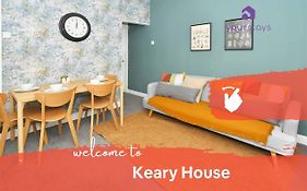 Keary House By Yourstays, Stoke, With A Touch Of Scandinavia, 3 Bedrooms, Book Now!