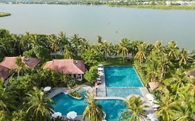 Vinh Hung Riverside Resort&Spa
