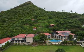 Divine Hills Resort Udaipur 4*