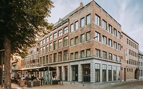 Hotel Van Eyck  4*