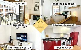 Cosy Hideaway - City Views With Free Parking & Netflix