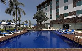 Holiday Inn Express Villahermosa 4*