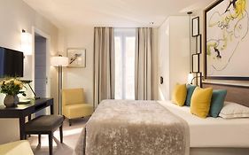 Balmoral Champs Elysees Hotel 4*