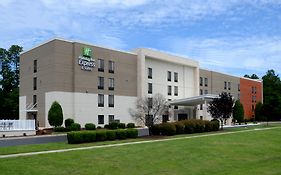 Holiday Inn Express & Suites Research Triangle Park Durham, Nc 2*