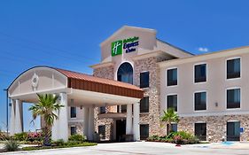 Holiday Inn Express & Suites Austin Ne - Hutto 2*