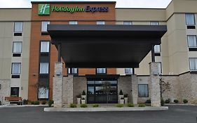 Holiday Inn Express Salem Ohio 2*