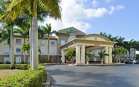 Holiday Inn Express Florida City