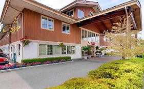 Econo Lodge Inn & Suites - North Vancouver  Canada