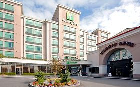 Holiday Inn Vancouver Airport