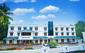 Quality Airport Hotel Cochin 3*