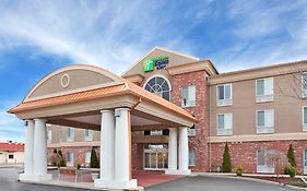 Holiday Inn Express Farmington Missouri 2*