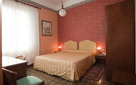 Hotel Beatrice Florence 3*