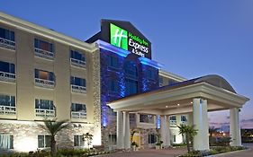 Holiday Inn Express Hotel & Suites Houston Space Center 2*