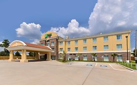 Holiday Inn Express Tomball Texas 3*
