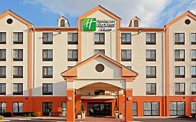 Holiday Inn Express Hotel & Suites Meadowlands Area 3*