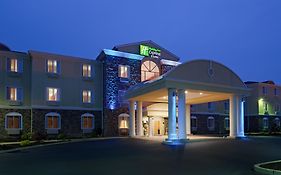Holiday Inn Express & Suites Swansea