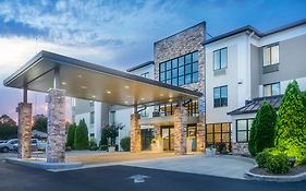 Holiday Inn Express & Suites Fort Payne 3*