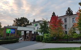 Holiday Inn Express And Suites Surrey