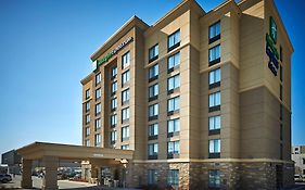 Holiday Inn Express & Suites Timmins 3*
