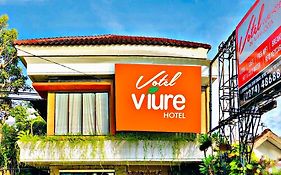 Viure Cafe And Guesthouse Yogyakarta 3*