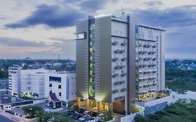 Pesonna Hotel Pekanbaru 3*