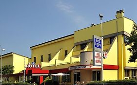 Hotel Olimpia  4*