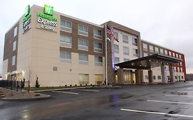 Holiday Inn Express Marietta Ohio 3*
