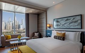 Taj Jumeirah Lakes Towers Dubai 5*