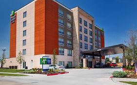 Holiday Inn Express & Suites Moore, An Ihg Hotel  2* United States