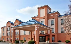 Holiday Inn Express & Suites Lansing Leavenworth 2*